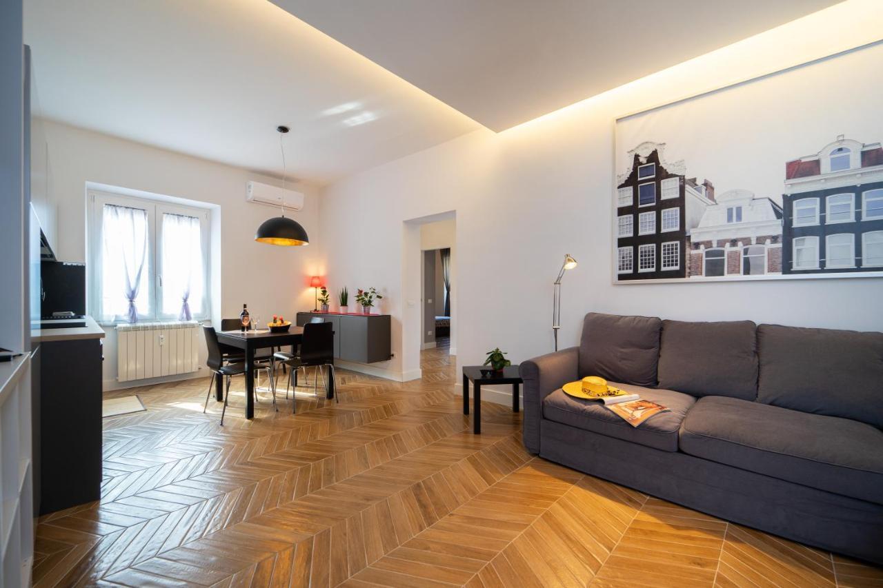 Colosseo Luxe Apartment In The Center Of โรม ภายนอก รูปภาพ