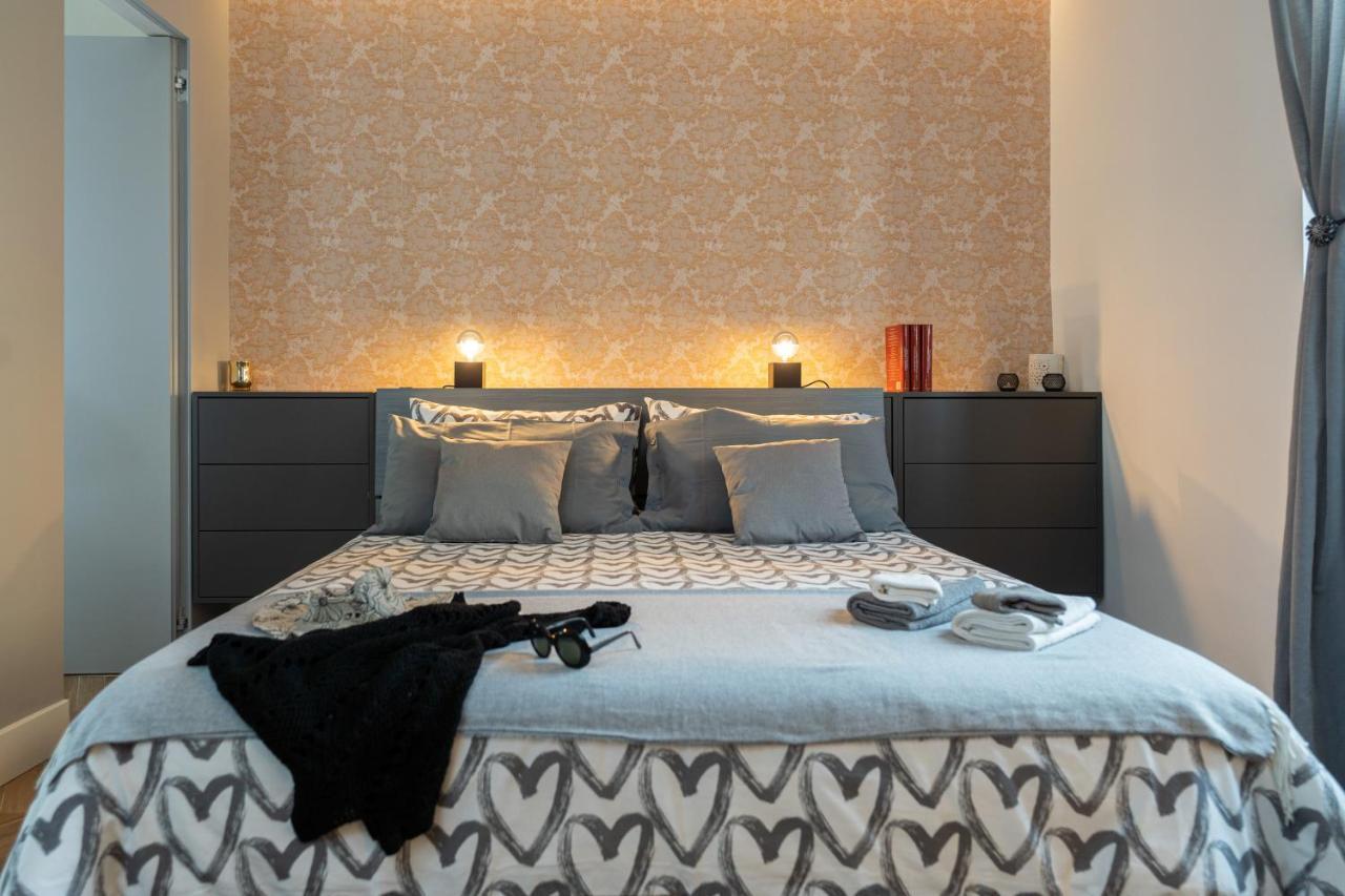 Colosseo Luxe Apartment In The Center Of โรม ภายนอก รูปภาพ