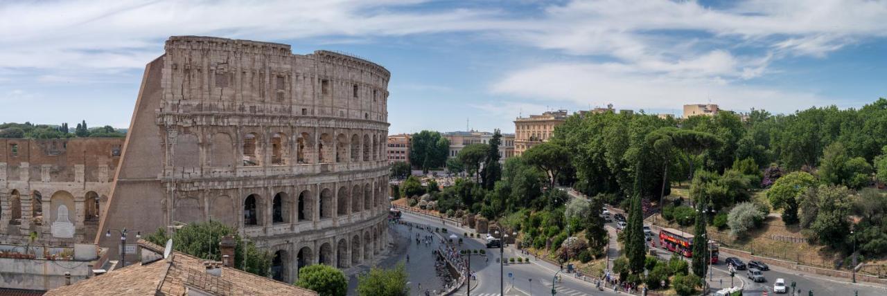 Colosseo Luxe Apartment In The Center Of โรม ภายนอก รูปภาพ