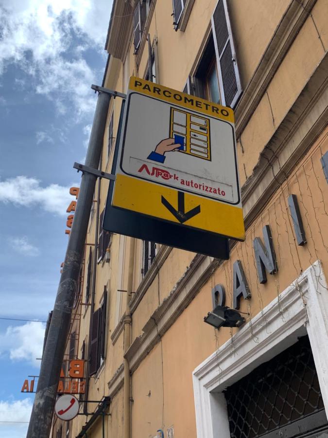 Colosseo Luxe Apartment In The Center Of โรม ภายนอก รูปภาพ